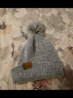 NWOT Gray Knit Pom Beanie - Cozy Winter Hat